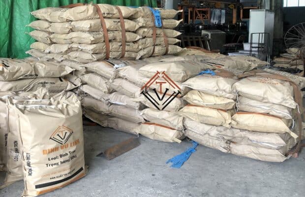 đinh thép đóng gỗ